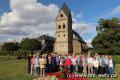 Gruppenfoto aller Teilnehmer im Pfarrgarten